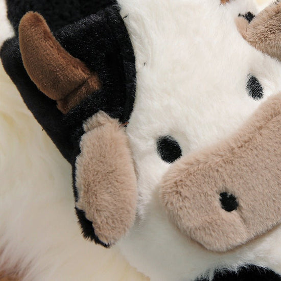 Cow Open Linen Slippers Winter Girls Can Wear At Home $29.64 Dana Fashion Color: Black Slippers Size: 36To37 Women's shoes Product information: Pattern: Cartoon Inner material: artificial wool Color: 1019 White opening slippers, 1019 black with opening sl