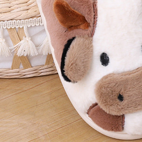 Cow Open Linen Slippers Winter Girls Can Wear At Home $32.07 Dana Fashion Color: Brown Bag Heel Size: 36To37 Women's shoes Product information: Pattern: Cartoon Inner material: artificial wool Color: 1019 White opening slippers, 1019 black with opening sl