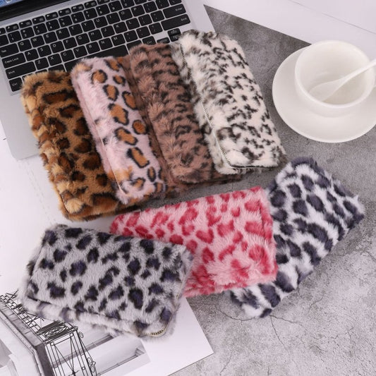 Creative Plush Coin Purse Fashion Leopard Print $16.85 Dana Fashion Color: Apricot Women's Bags Product information: Pattern: Leopard print Lining texture: pu Color: pink, gray, blue, beige, apricot, Brown, watermelon powder Function: anti-theft Material: