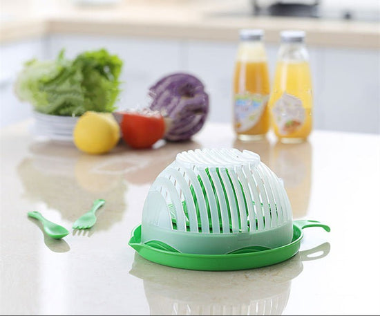 Creative Salad Cutter Fruit and Vegetable Cutter $17.82 Dana Fashion Color: Green Dana's Kitchen Overview： Texture: Environmental protection, portable, thermal insulation, ultra-light, portable, heat collecting, filtering, dual-purpose, windproof, split t