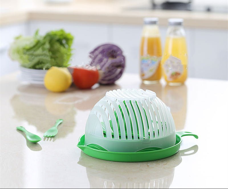 Creative Salad Cutter Fruit and Vegetable Cutter $17.82 Dana Fashion Color: Green Dana's Kitchen Overview： Texture: Environmental protection, portable, thermal insulation, ultra-light, portable, heat collecting, filtering, dual-purpose, windproof, split t