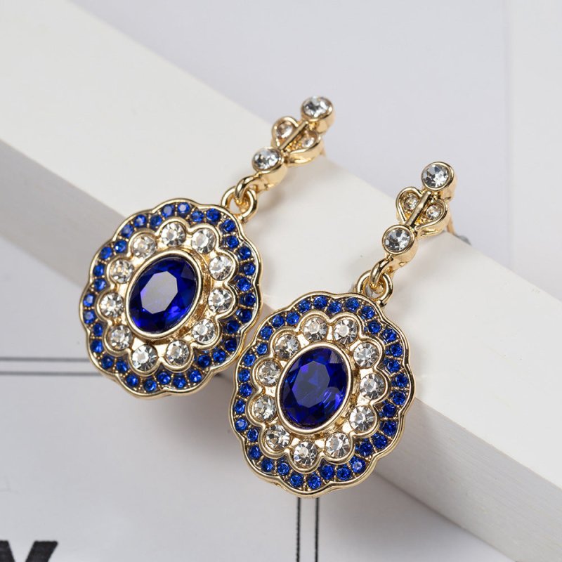 Creative Sapphire Fashion Diamond Jewelry Women's Earrings $12.02 Dana Fashion Color: Sapphire Blue Women's Accessories Product information: Treatment Process: Electroplating Color: Sapphire Blue Applicable people: women Material: electroplated Platinum S