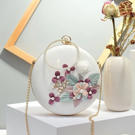 Cross-border Flower Dinner Stylish Round Banquet Handbag $49.82 Dana Fashion Color: Black Women's Bags Product information: Lining texture: Satin Pattern: Flowers Color: white, black, light green, pink Outer bag type: Three-dimensional pocket Material: Me