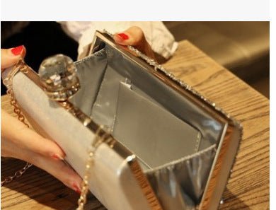 Crossbody bag diamond evening bag $52.53 Dana Fashion Color: Black Women's Bags Product category: dinner bag material: metal Applicable scene: cosmetic bag Trendy luggage styles: dinner bag, other Bag internal structure: certificate bag Bag shape: box typ
