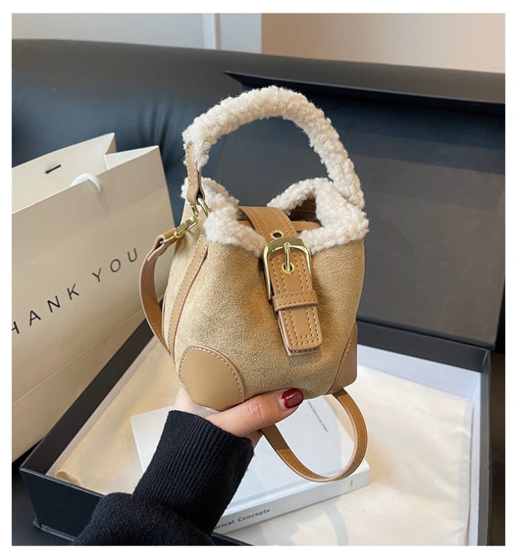 Crossbody Bags Women Shoulder Bag Casual Retro Plush Bag Versatile Plush Designer Bags Purse And Handbags Female Bags $29.99 Dana Fashion Color: Khaki Women's Bags Overview: Unique design, stylish and beautiful. Good material, High quality. A variety of c