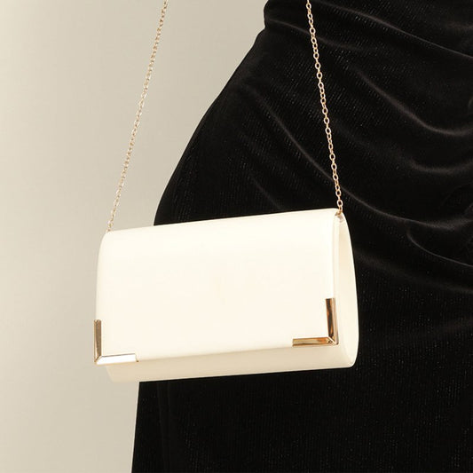 Crossbody Hand Holding Niche Wedding Banquet Dinner Bag $32.00 Dana Fashion Color: Black Women's Bags Product information: Lining texture: Polyester Applicable scenario: Daily matching Color: white, black, pink, brown, gold Outer bag type: Sandwich pocket