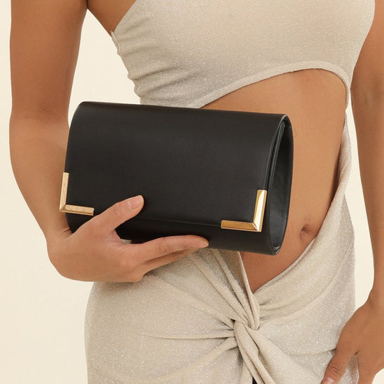 Crossbody Hand Holding Niche Wedding Banquet Dinner Bag $32.00 Dana Fashion Color: Black Women's Bags Product information: Lining texture: Polyester Applicable scenario: Daily matching Color: white, black, pink, brown, gold Outer bag type: Sandwich pocket