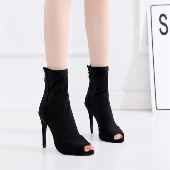 Black Elastic Latin Dance Shoes - DanaFashionstore