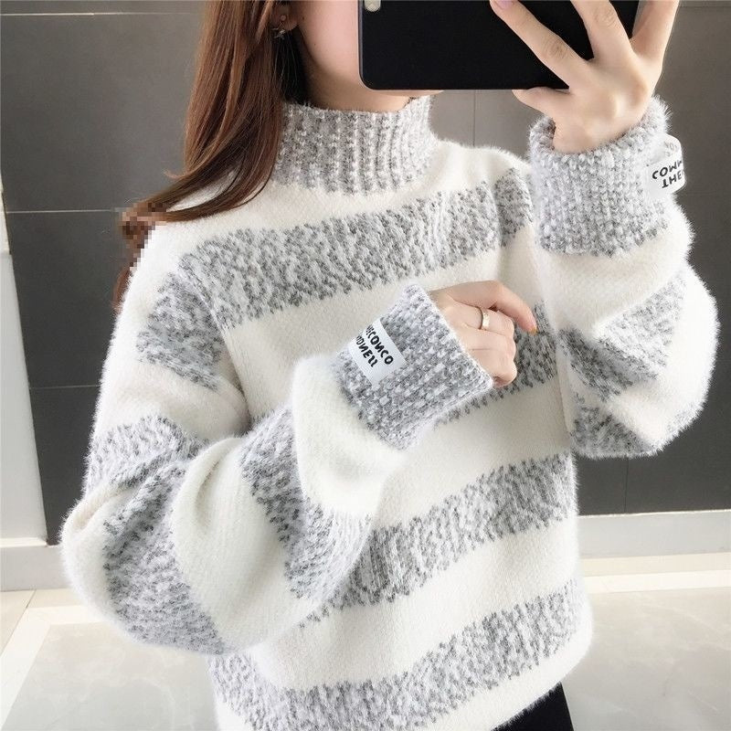 Laid-back, Snow-white Knitted Base-layer Top