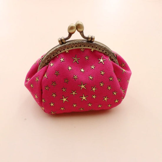 Denim Cloth Vintage Handmade Women's Hand-held Coin Purse Hasp Card $20.00 Dana Fashion Color: Rose Red Women's Bags Product information: Pattern: Flowers Lining texture: polyester cotton Applicable scenario: home storage Color: blue, black, Rose Red, lig