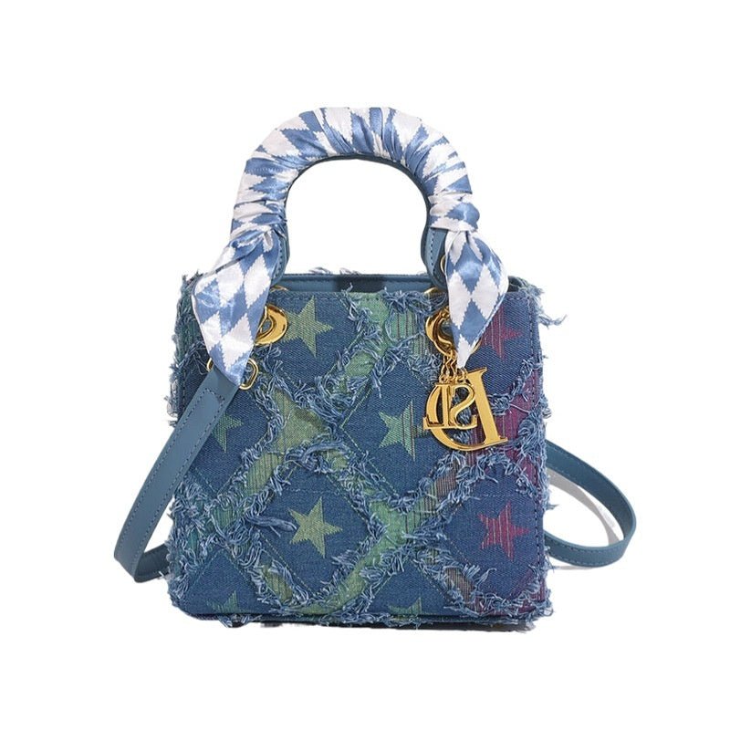 Denim Handbag Women's New Korean-style Fashion Shoulder Niche Texture Rhombus Crossbody Tote Bag $45.50 Dana Fashion Color Style: Beige Large Horizontal Size: Free Size Women's Bags Product information: Lining text: Polyester Applicable scenarios: Daily m