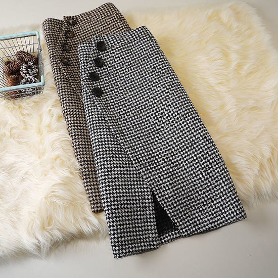 Design Houndstooth Midi Skirt $45.90 Dana Fashion Color: Black Size: 2XL Women's clothing Product information: Fabric name: Woolen Skirt-type: Princess dress Color: Gray,Brown Main fabric composition: Polyester Size: S,M,L,XL,XXL Style type: temperament c