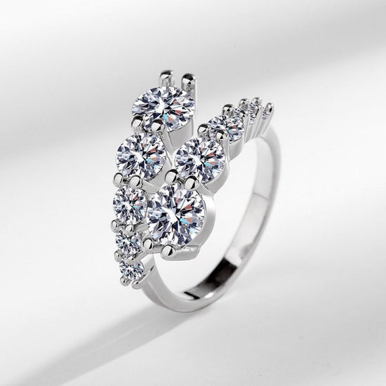 Design Sense Micro-inlaid Zircon Ring Women $12.03 Dana Fashion Color: White Gold Color Women's Accessories Product information: Type: open mouth Treatment Process: Electroplating Color: white gold Applicable population: Female Style: Other Material: Copp