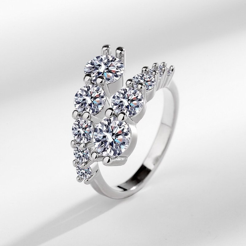 Design Sense Micro-inlaid Zircon Ring Women $12.03 Dana Fashion Color: White Gold Color Women's Accessories Product information: Type: open mouth Treatment Process: Electroplating Color: white gold Applicable population: Female Style: Other Material: Copp