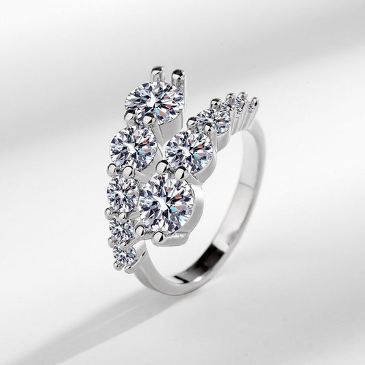 Design Sense Micro-inlaid Zircon Ring Women $12.03 Dana Fashion Color: White Gold Color Women's Accessories Product information: Type: open mouth Treatment Process: Electroplating Color: white gold Applicable population: Female Style: Other Material: Copp