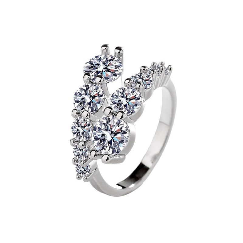Design Sense Micro-inlaid Zircon Ring Women $12.03 Dana Fashion Color: White Gold Color Women's Accessories Product information: Type: open mouth Treatment Process: Electroplating Color: white gold Applicable population: Female Style: Other Material: Copp