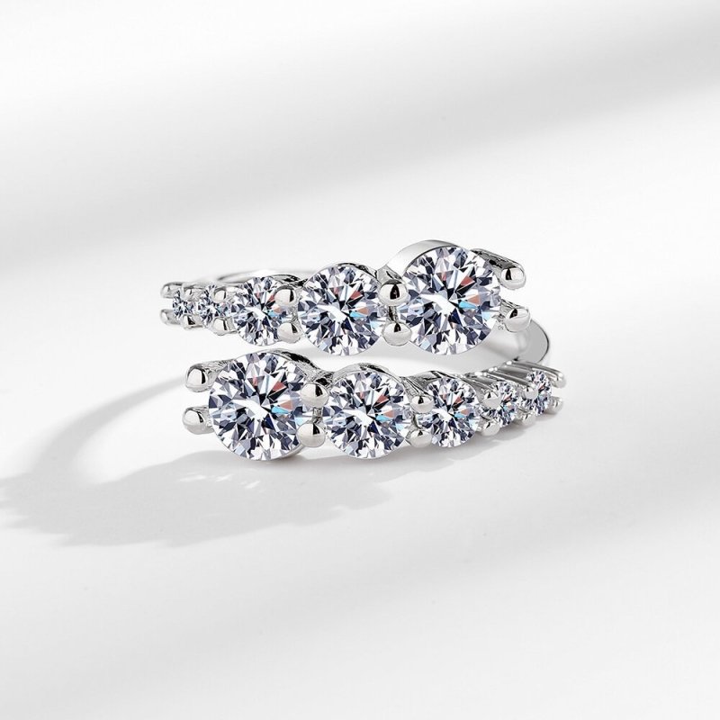 Design Sense Micro-inlaid Zircon Ring Women $12.03 Dana Fashion Color: White Gold Color Women's Accessories Product information: Type: open mouth Treatment Process: Electroplating Color: white gold Applicable population: Female Style: Other Material: Copp