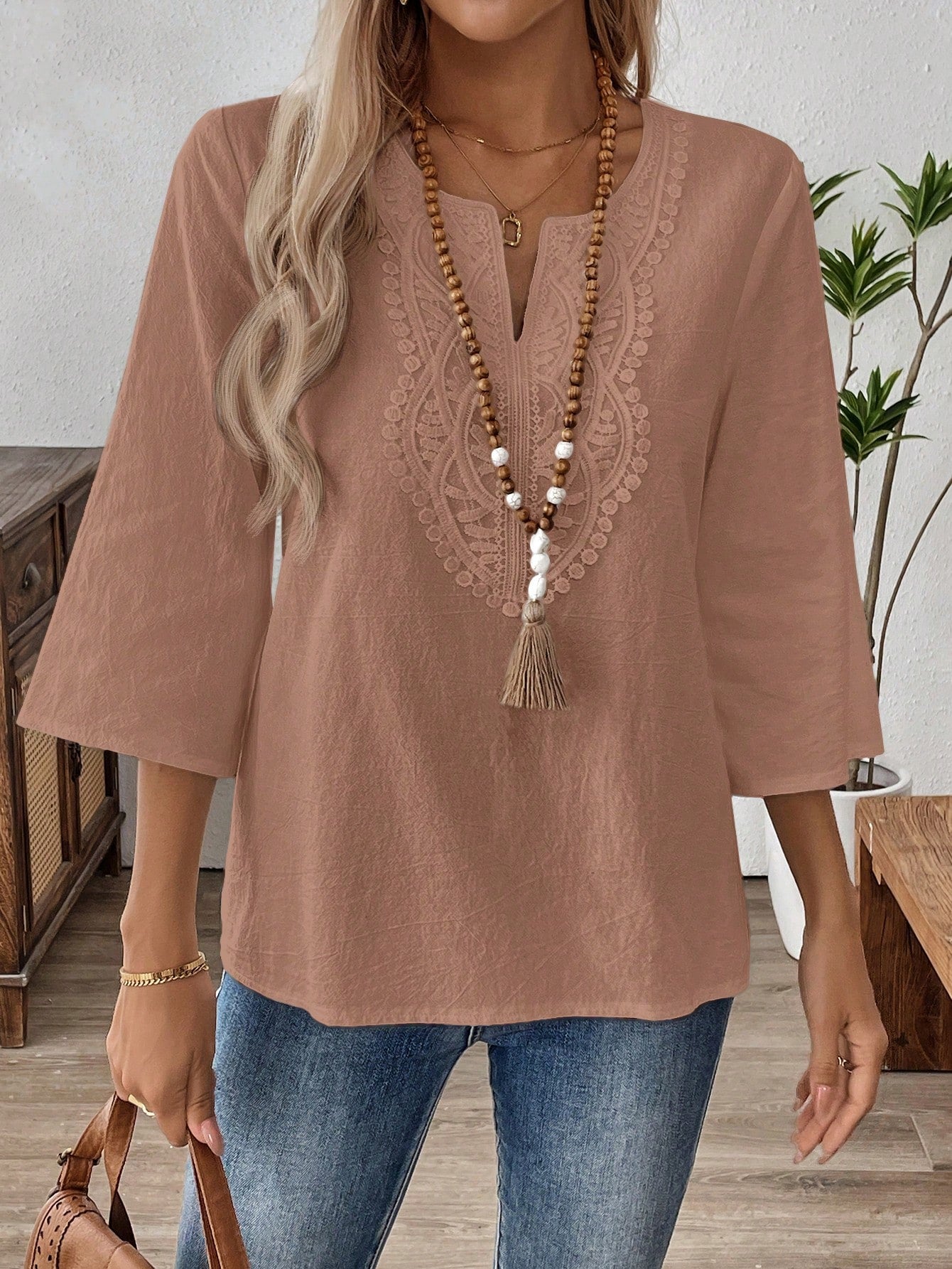 Women's Solid Color V-neck Long-sleeved Simple Casual Shirt