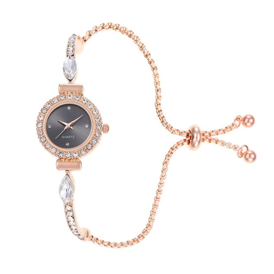 Diamond Dial Decorative Pull-out Bracelet Watch $19.00 Dana Fashion Color: Gold Women's Accessories Product information: Color: rose gold, gold, silver Waterproof: no Movement type: Quartz Mirror material: ordinary glass mirror Buckle style: single foldin
