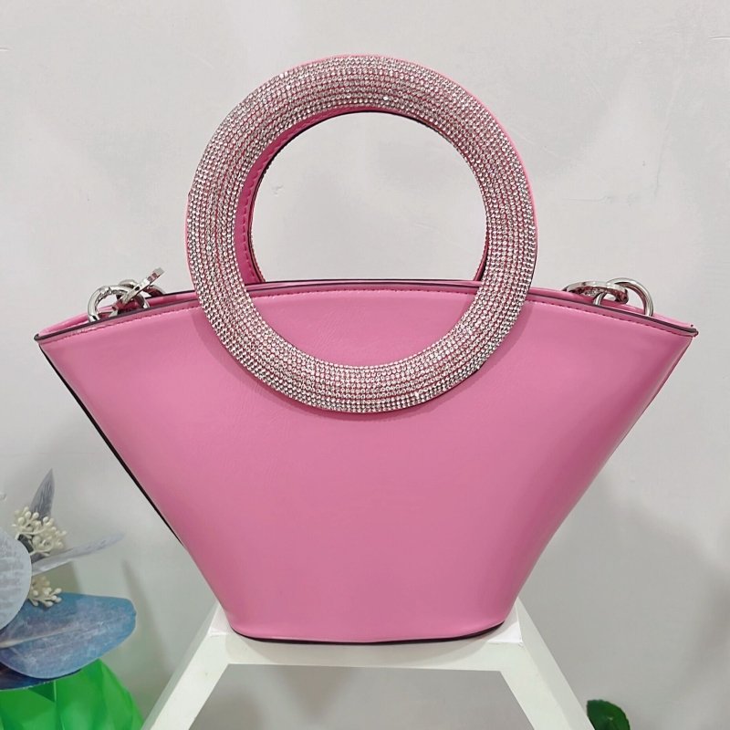 Diamond Round Handle Portable Basket Pack $123.14 Dana Fashion Color: Classic Black Women's Bags Product information: Lining texture: Polyester Applicable scenario: Daily configuration Color: classic black/black, ivory white/white, rose red/pink, customiz
