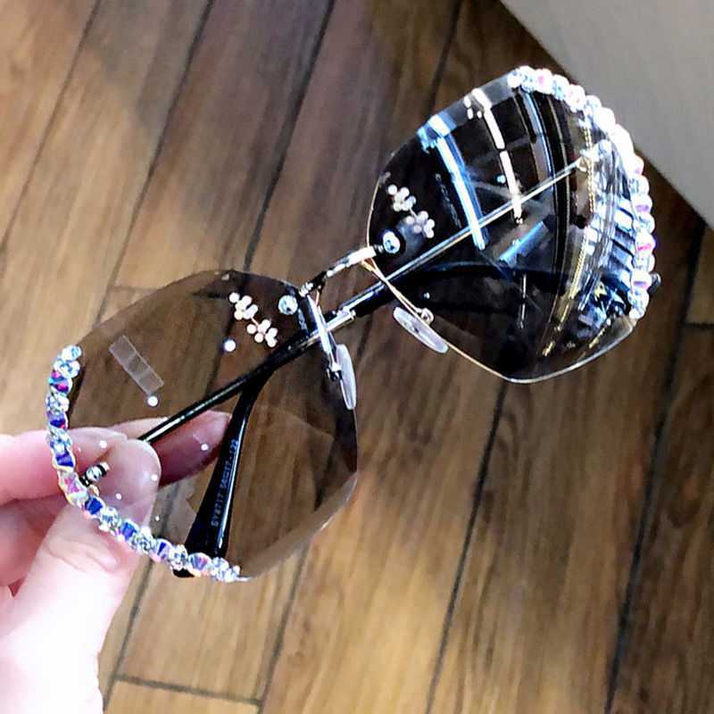 Diamond-Studded Sunglasses Women Anti-Sunglasses Women Fashion Round Face Driving Travel Glasses Korean Trend $22.50 Dana Fashion style: B Color: Lens bag and lens cloth Women's Accessories Product Information: Lens material: Resin Style: Other Frame mate
