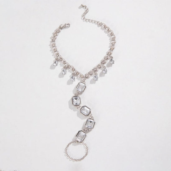 Diamond Tassel Anklet Fashion Elegant $11.06 Dana Fashion Color: 26027silver Women's Accessories Product information: Type: Anklet Color: 26027 Silver Suitable for gift-giving occasions: Wedding Applicable Gender: Women Material: Alloy Packing list: Ankle