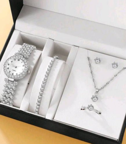 Diamond Women Watches Luxury Fashion Rhinestone Quartz Bracelet Wrist Watch For Women $51.47 Dana Fashion Color: Silver Suit 3 Women's Accessories Overview: Unique design, stylish and beautiful. Good material, High quality. Product information: Color: gol