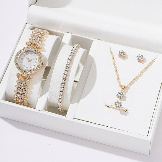 Diamond Women Watches Luxury Fashion Rhinestone Quartz Bracelet Wrist Watch For Women $26.16 Dana Fashion Color: Golden Suit 2 Women's Accessories Overview: Unique design, stylish and beautiful. Good material, High quality. Product information: Color: gol