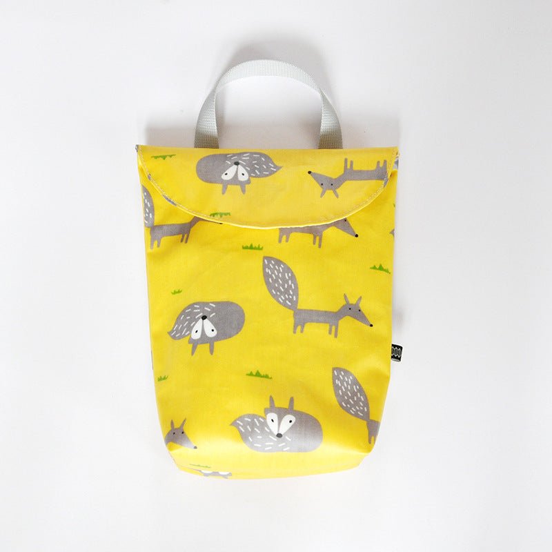 Diaper storage bag $14.58 Dana Fashion Color: Yellow bottom fox Baby & Mother Fabric: Cotton waterproof composite fabric Size: 24 * 19 * 6CM. Lining: polyester Sealing: Velcro closure Composition: one main bag, plastic bag
