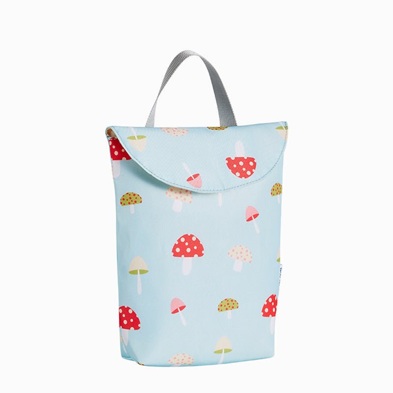 Diapers Pull-up Pants Foldable Diaper Bag $15.73 Dana Fashion Color: 1Style Baby & Mother Product information: Product Category: Storage Hanging Bag Material: Polyester Function: Storage Color: yellow fox 24*20cm, penguin 24*20cm, little yellow duck 24*20