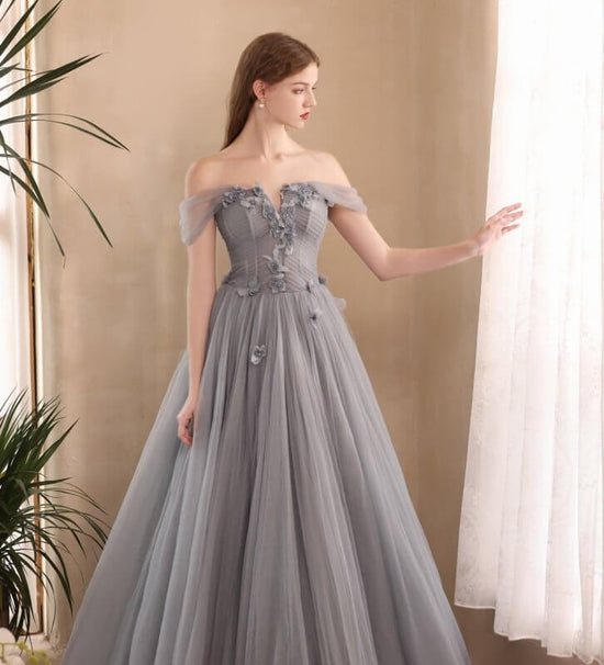 Dinner Annual Meeting Host Blue Off-shoulder Petal Dress For Women $449.50 Dana Fashion Color: Blue Size: L Women's clothing Product information: Size: S, M, L Fabric: Skin friendly fabric Pattern: Solid color Style: Korean version Waist type: mid waist C