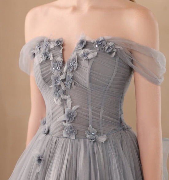 Dinner Annual Meeting Host Blue Off-shoulder Petal Dress For Women $449.50 Dana Fashion Color: Blue Size: L Women's clothing Product information: Size: S, M, L Fabric: Skin friendly fabric Pattern: Solid color Style: Korean version Waist type: mid waist C