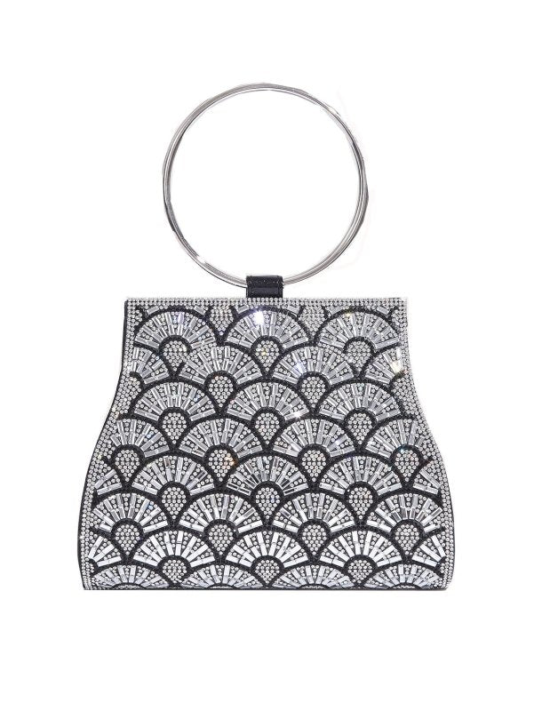 Dinner Bag Inlaid With Diamond PU European And American Chain $48.45 Dana Fashion Color: Black Size: 20X6.5X16cm Women's Bags Product information: Applicable scenarios: Daily matching Color: black, silver, gold Outer bag type: Sandwich pocket Hardness: me