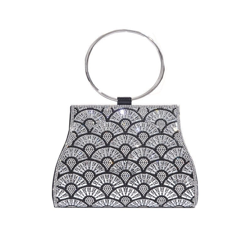 Dinner Bag Inlaid With Diamond PU European And American Chain $48.45 Dana Fashion Color: Black Size: 20X6.5X16cm Women's Bags Product information: Applicable scenarios: Daily matching Color: black, silver, gold Outer bag type: Sandwich pocket Hardness: me