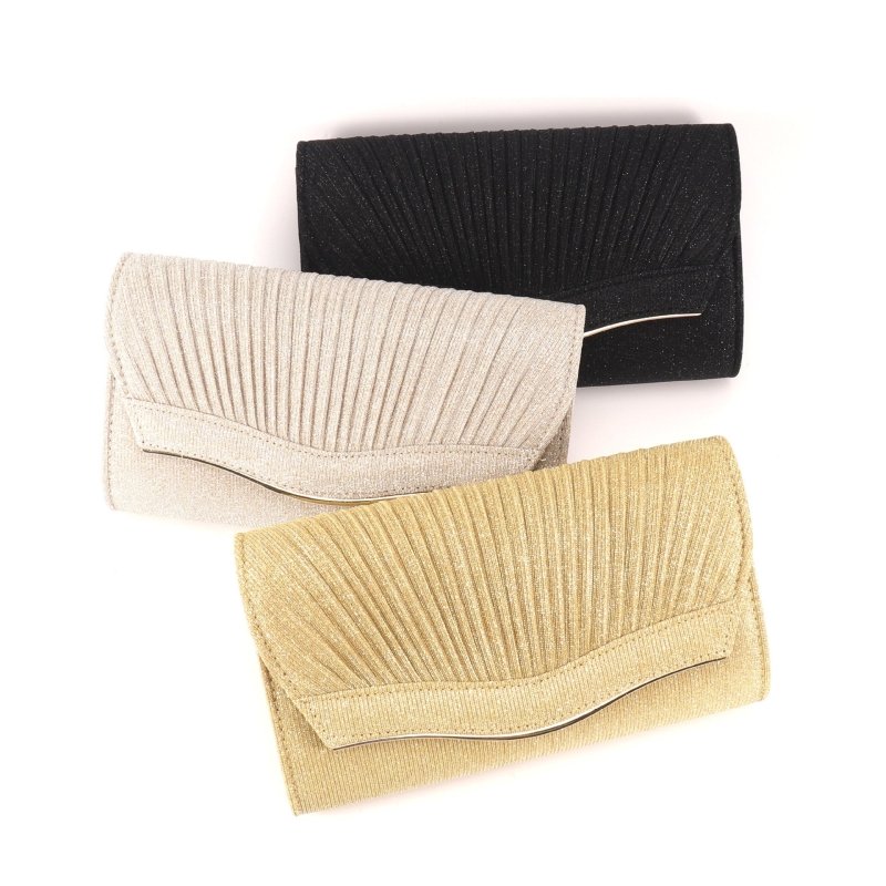 Dinner Clutch Flip Solid Color $30.61 Dana Fashion Color: Black Women's Bags Product information: Lining texture: fabric Color: black, gold, silver Outer bag type: Three-dimensional pocket Hardness: soft Material: cloth Suitcase shape: square vertical mod