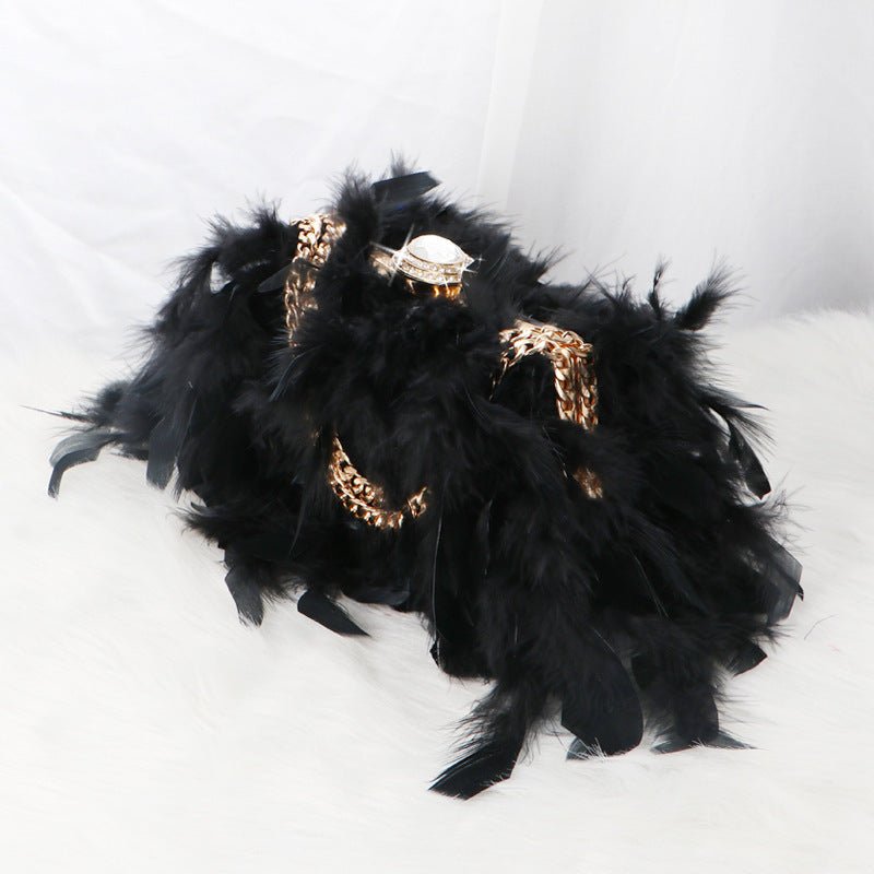 Dinner Rhinestone-encrusted Chain Evening Messenger Bag $59.50 Dana Fashion Color: Black Women's Bags Product information: Fabric texture: Rayon Lining texture: Satin Color: red, pink, silver gray, sapphire blue, black Hardness: medium Material: Silk Suit