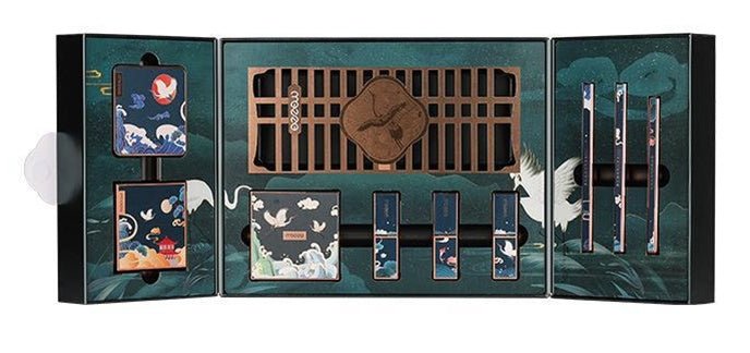 Domestic Products Twilight Afterglow Makeup High-set Gift Box $130.00 Dana Fashion Color: Makeup set box makeup Product information: Applicable people: General Skin Type: General Efficacy: Modification, even skin tone Number of colors: Eight colors and ab