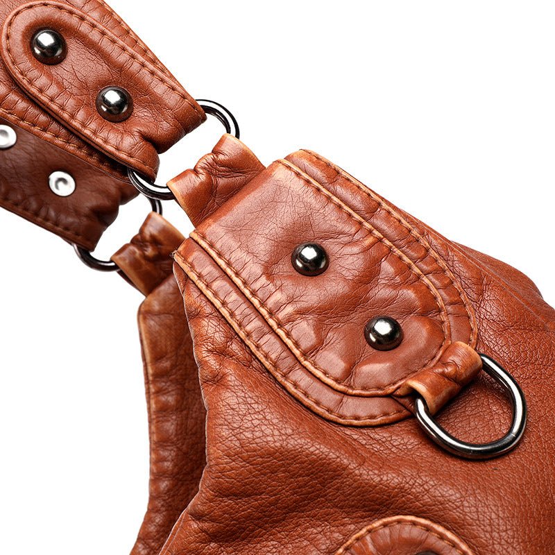 Double-layer Large Capacity Women's Shoulder Bag $65.50 Dana Fashion Color: Black Women's Bags Product information: Lining texture: Polyester Pattern: solid color Color: black, light brown Processing Method: soft surface Outer bag type: slit pocket Materi