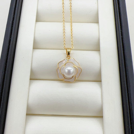 Drip Glazed Camellia Ear Stud Pendant Ring Suit $81.50 Dana Fashion Color: White Women's Accessories Product information: Color: White Color classification: white Style: Jewelry suit Packing list: Necklace * 1 Ring * 1 Earrings * 1 pair Product Image: