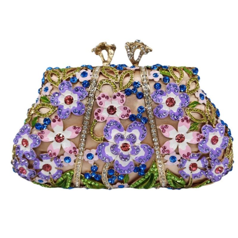 Dripping Oil Diamond Evening Bag Enamel Color Flower Clutch $153.00 Dana Fashion Color: Golden Color Women's Bags Product information: Lining texture: synthetic leather Applicable scenario: Daily configuration Color: Gold Outer bag type: Three-dimensional