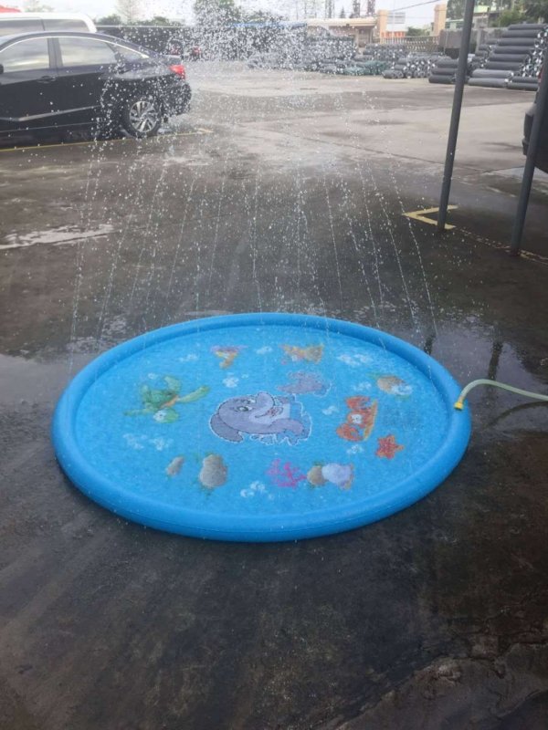 Durable Children's Water Spray Pool Mat Splash Sprinkle Play Pad Mat $25.24 Dana Fashion Color: Blue 100cm Baby & Mother Durable Children's Water Spray Pool Mat Splash Sprinkle Play Pad Mat Overview: 1. High-quality materials with cute marine animals, all