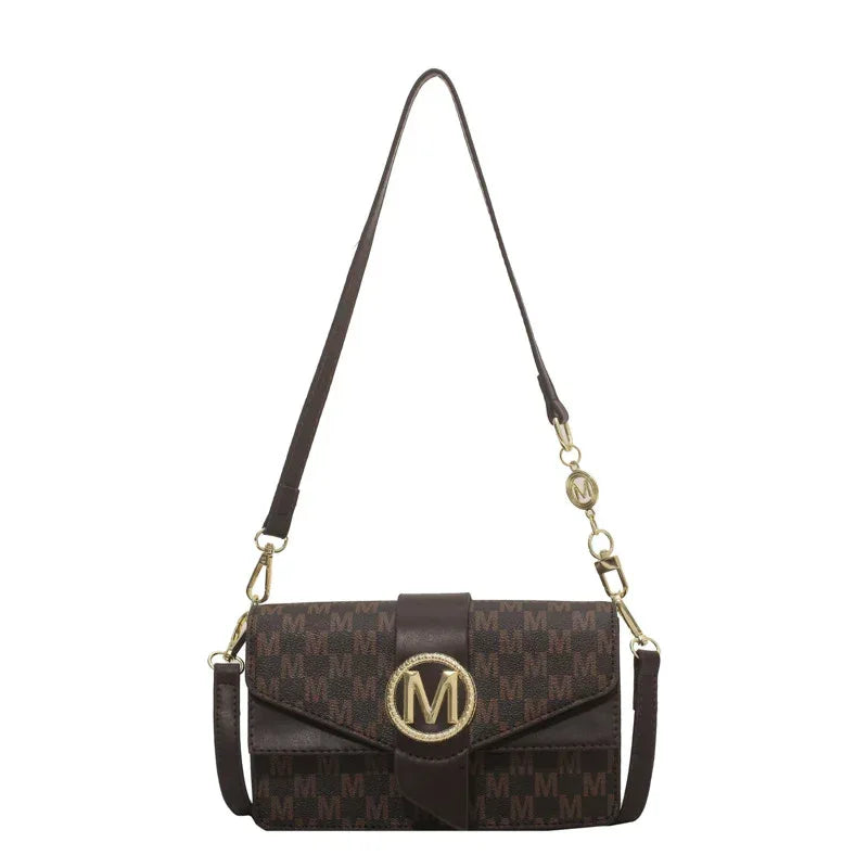 Niche Personality Printed Letter Shoulder Messenger Bag - DanaFashionstore