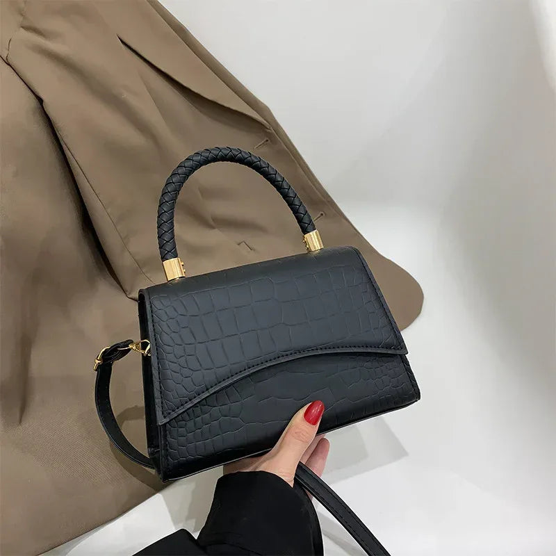 Women's Fashion Temperament Retro Single Shoulder Crossbody Bag - DanaFashionstore