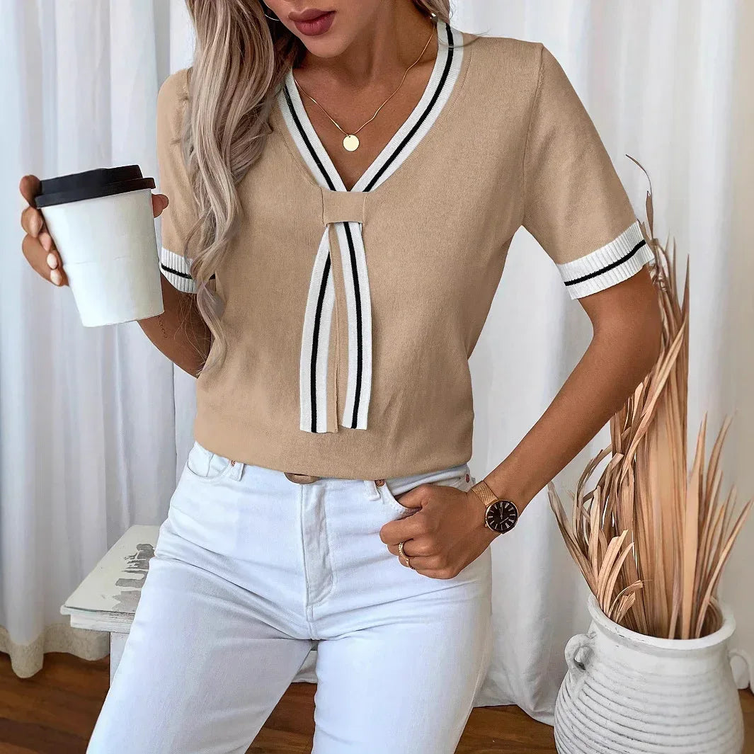 Women's Contrast Color V-neck Short Top Sweater - DanaFashionstore