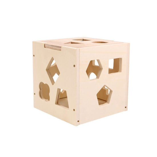 Early education building block toys $24.05 Dana Fashion Style: Cube Toys & Hobbies Product name: matching intelligence box Product material: pine Suitable age: 1-3 years old Product weight: 530g Product packaging: color box