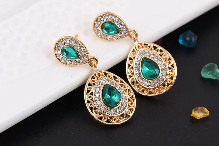 Earrings and Necklace Set Combination $25.00 Dana Fashion Color: Blue Women's Accessories Style: European and American Material: Alloy Treatment process: electroplating