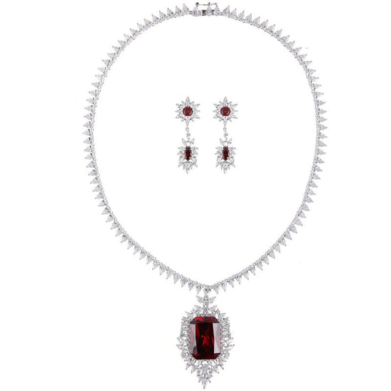 Earrings Set Toast Clothing Matching Set Gifts Fashion Jewelry Women $79.00 Dana Fashion Color: Red Women's Accessories Product information: Style: Europe and America Treatment process: inlaid with gems Style: Women's Set combination: earrings + item acce
