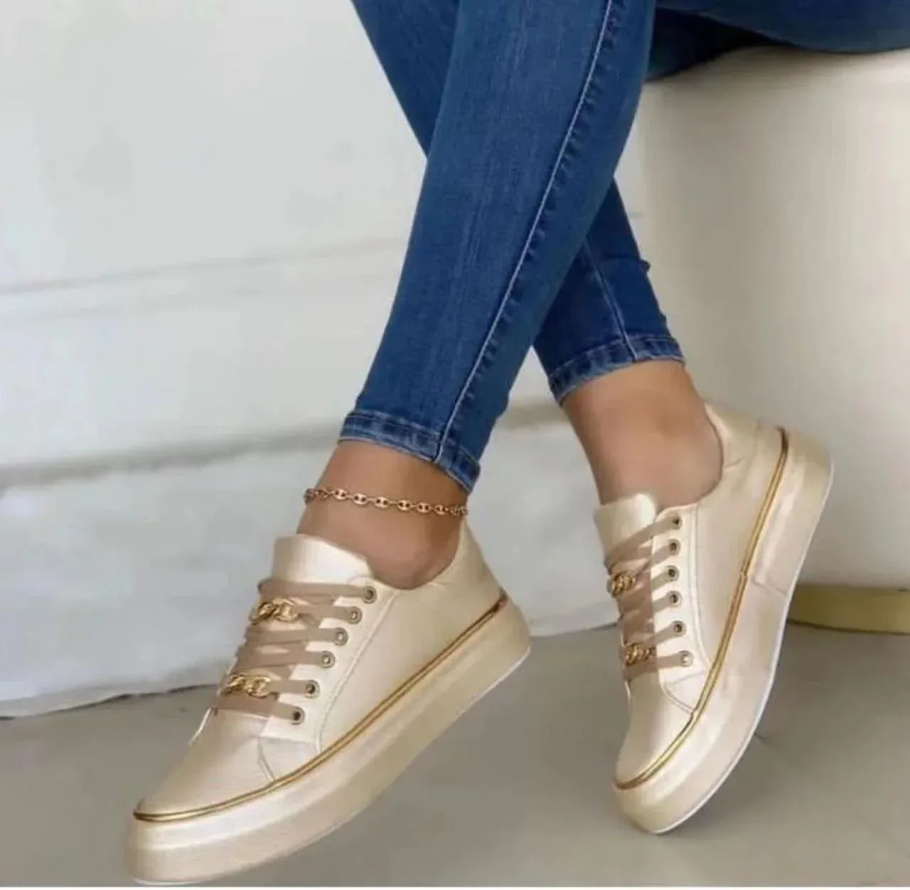 Women's Platform Chain Sports Style Low-top Shoes - DanaFashionstore