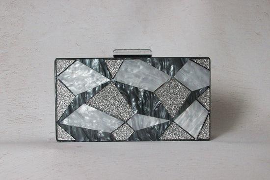 Fashion Black And White Contrast Acrylic Clutch - Dana Fashion