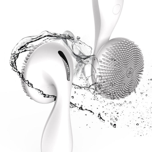 Electric face washer $140.99 Dana Fashion Color: Blue Beauty Tools Product Name: Wireless Charging Silicone Waterproof Cleansing Instrument Product material: ABS + food grade silicone Product size: 95*65*30mm Discharge time: lasts for more than 90 minutes